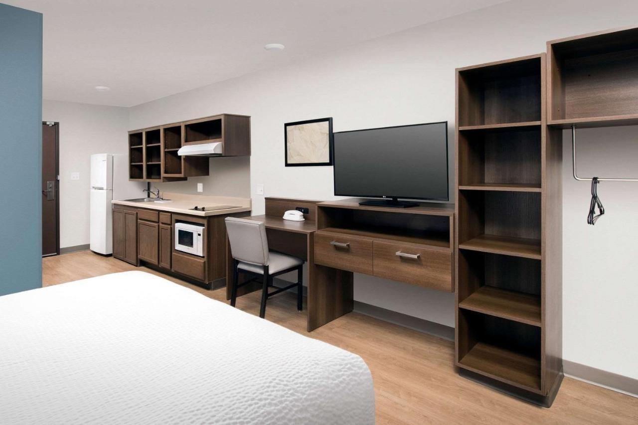 Woodspring Chicago Tinley Park