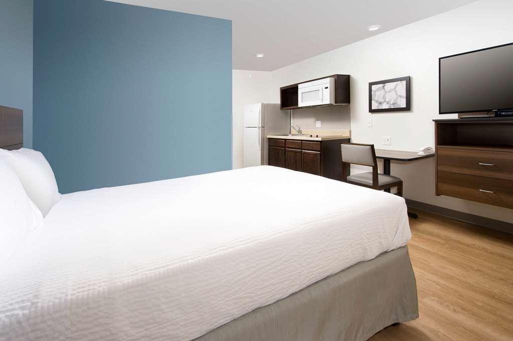 Woodspring Chicago Hotel Tinley Park